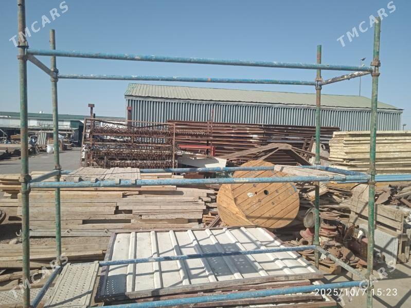 Isgele - Ak bugdaý etraby - img 4