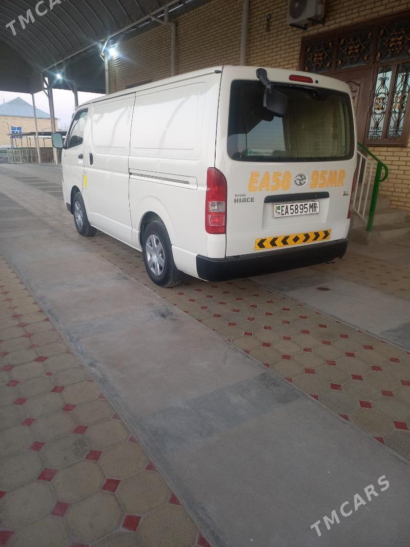 Toyota Hiace 2017 - 370 000 TMT - Мары - img 5