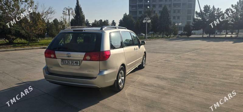 Toyota Sienna 2008 - 220 000 TMT - Мары - img 3