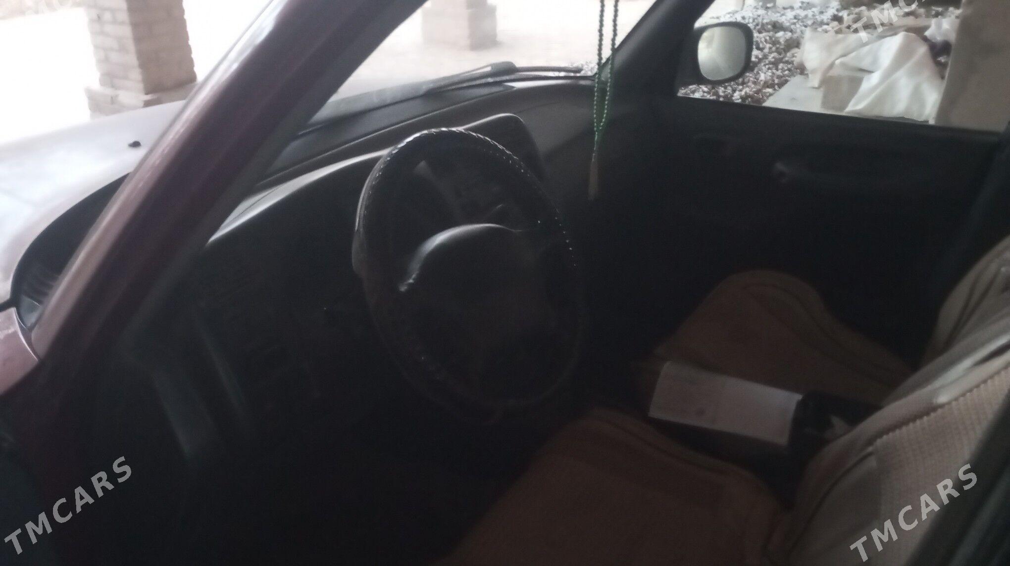 Toyota RAV4 1997 - 90 000 TMT - Халач - img 3