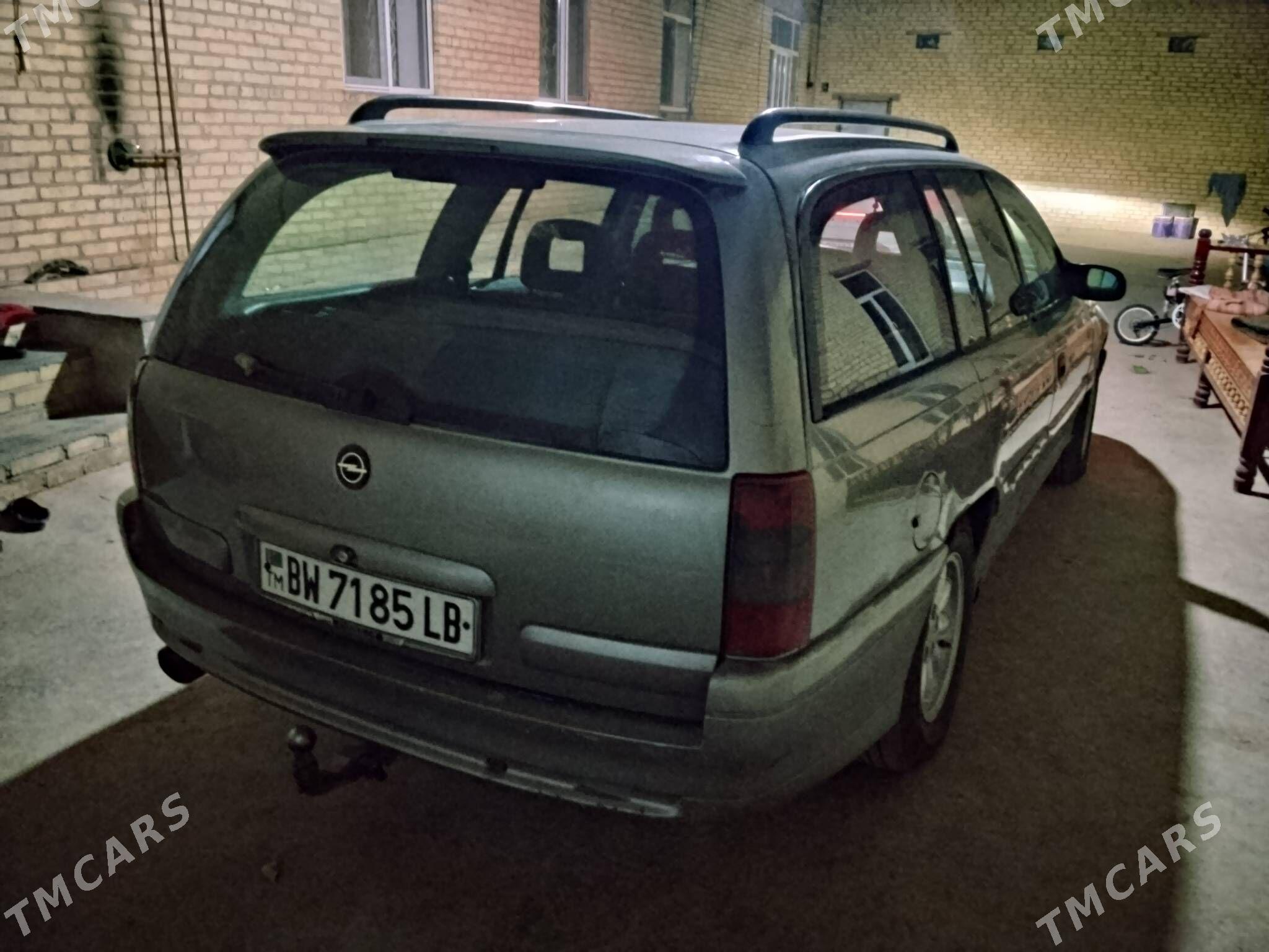 Opel Omega 1995 - 45 000 TMT - Саят - img 2