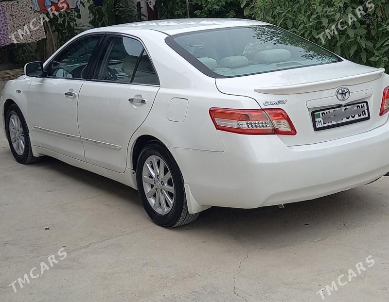 Toyota Camry 2011 - 165 000 TMT - Balkanabat - img 2