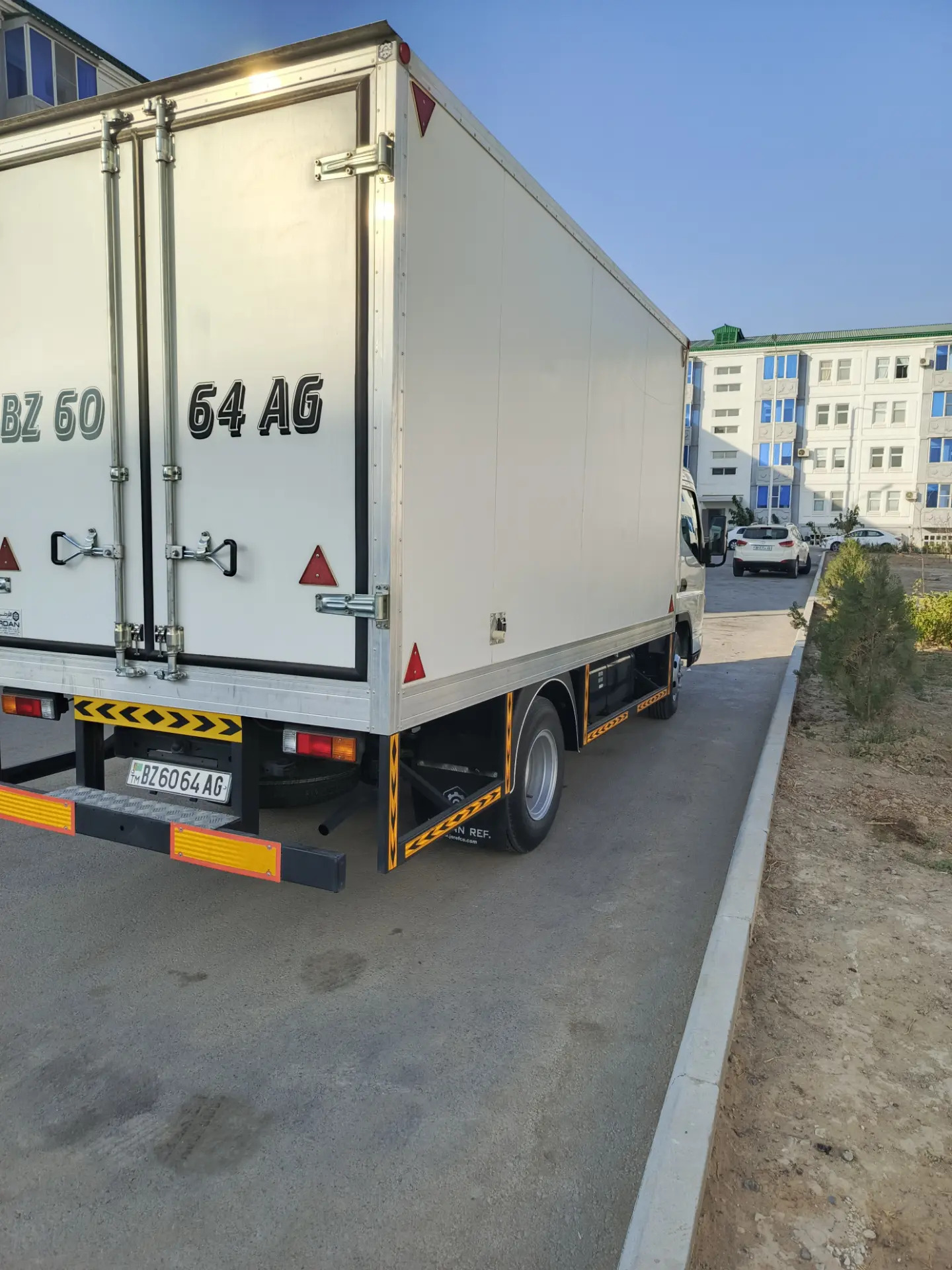 Mitsubishi Canter 2024 - 562 000 TMT - Ашхабад - img 7