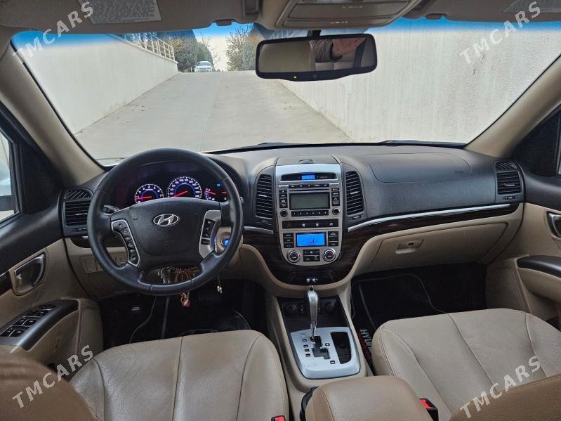 Hyundai Santa Fe 2011 - 240 000 TMT - Çandybil şaýoly - img 2