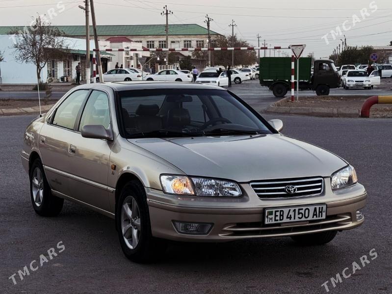 Toyota Camry 1999 - 130 000 TMT - Теджен - img 2