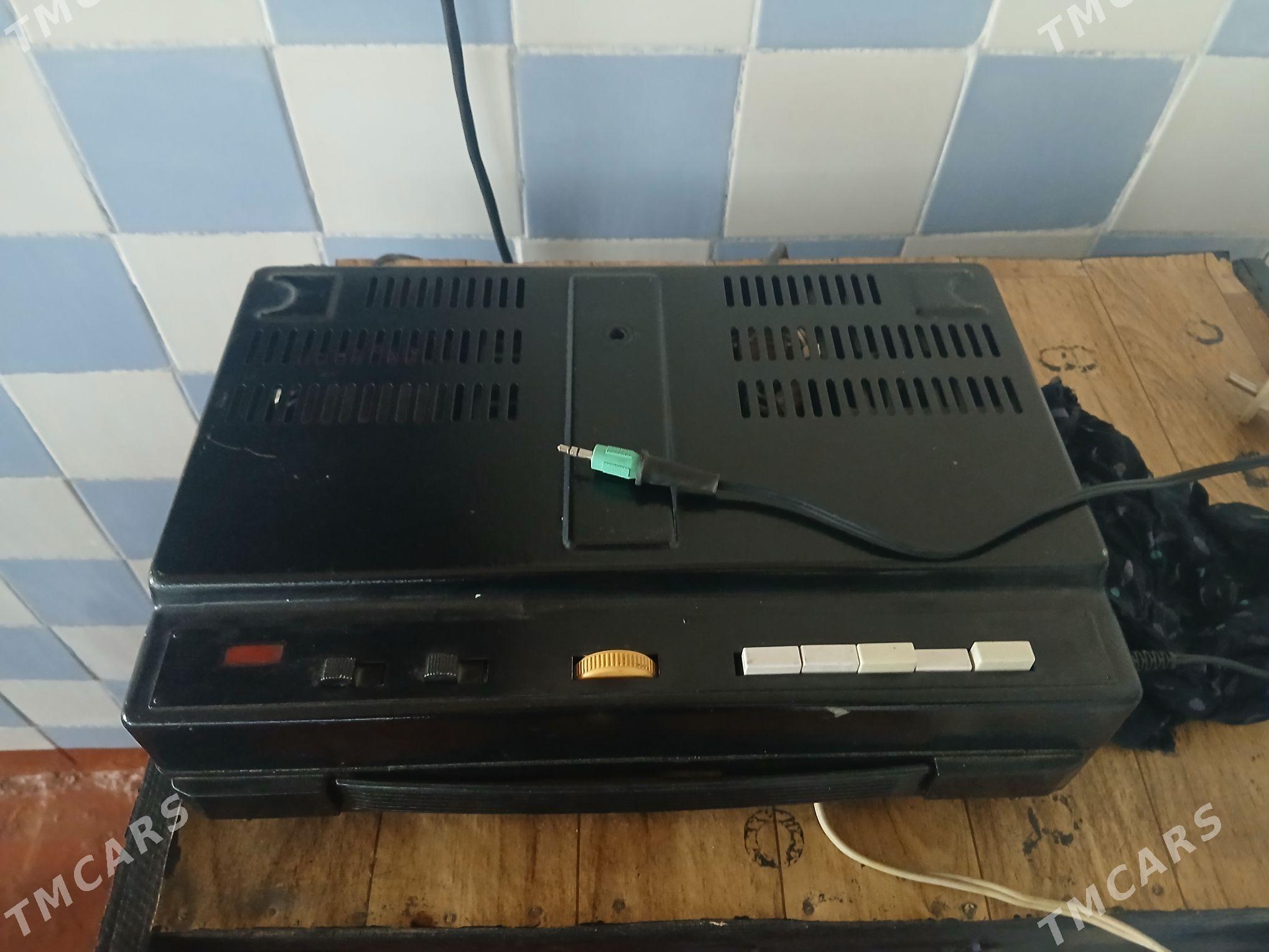 Toy aprat - Теджен - img 4