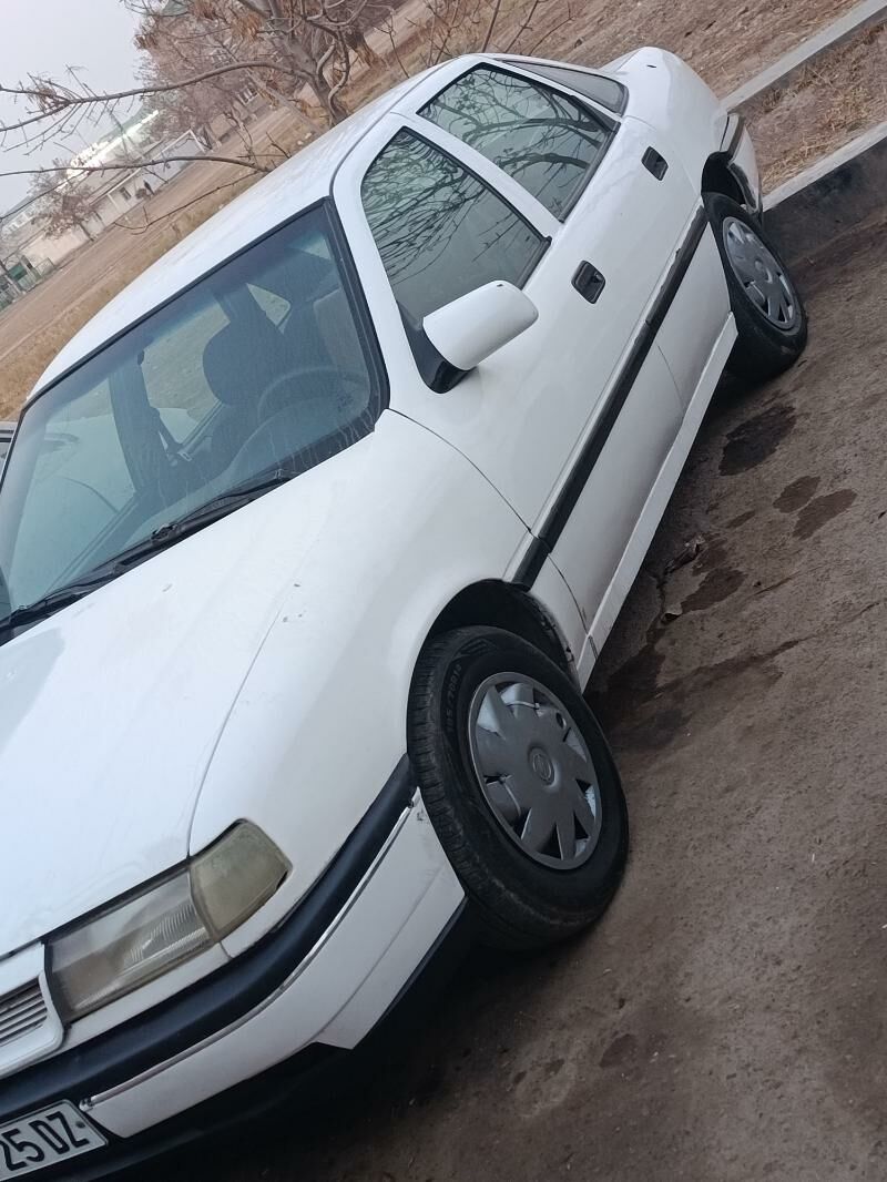Opel Vectra 1992 - 25 000 TMT - Дашогуз - img 3