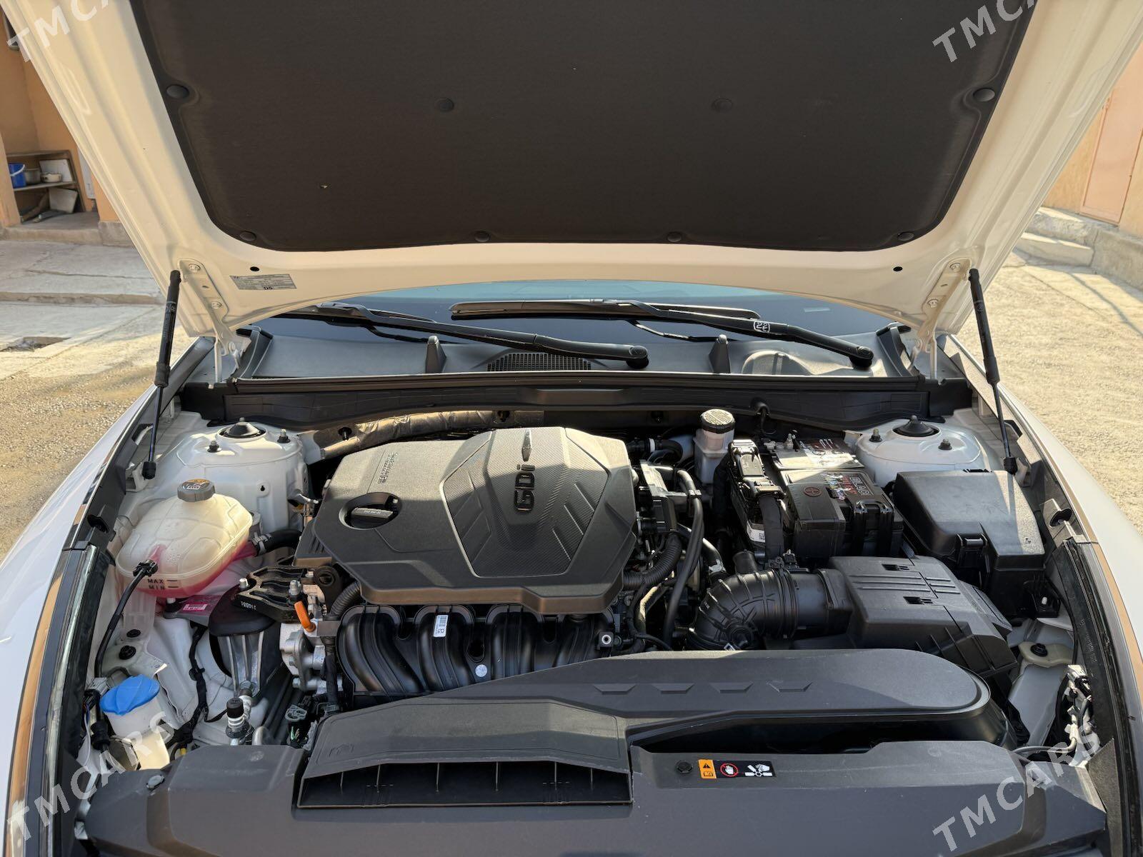 Hyundai Sonata 2021 - 305 000 TMT - Köşi - img 9