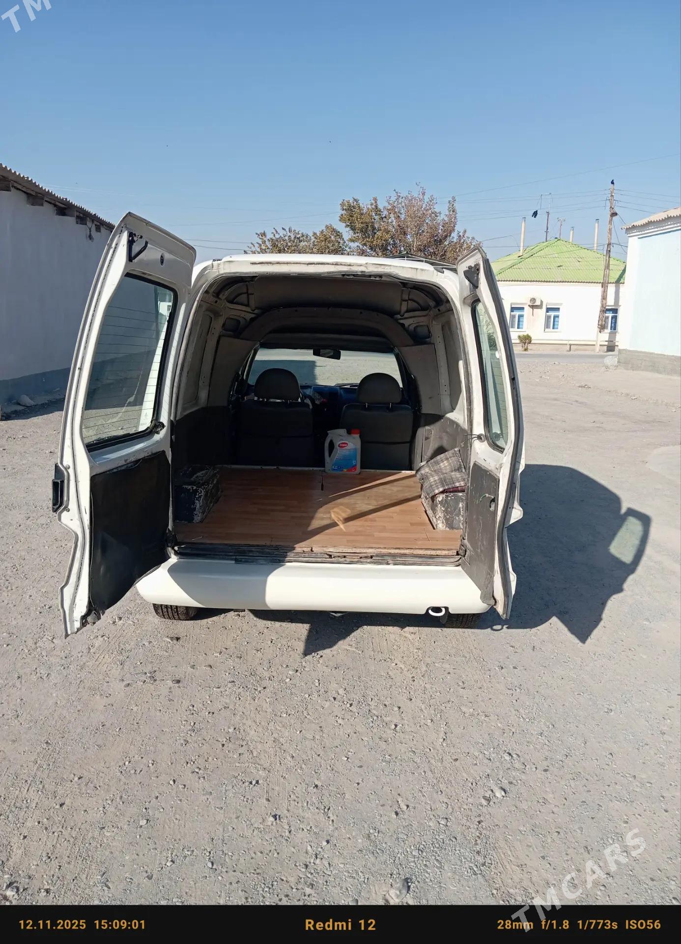 Volkswagen Caddy 2008 - 56 500 TMT - Анев - img 2