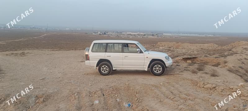 Mitsubishi Pajero 2000 - 195 000 TMT - Türkmenbaşy - img 4