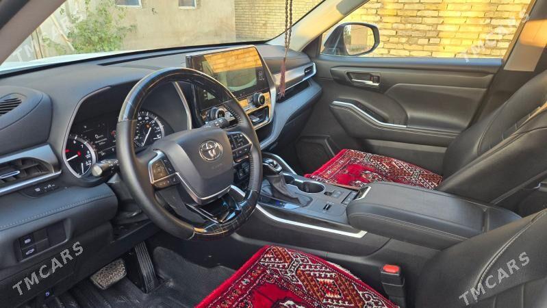 Toyota Highlander 2021 - 600 000 TMT - Гарабекевюл - img 5