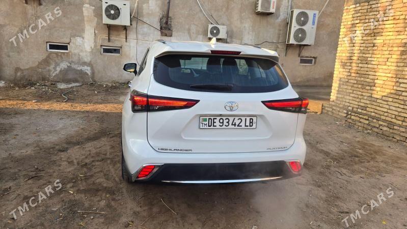 Toyota Highlander 2021 - 600 000 TMT - Гарабекевюл - img 3