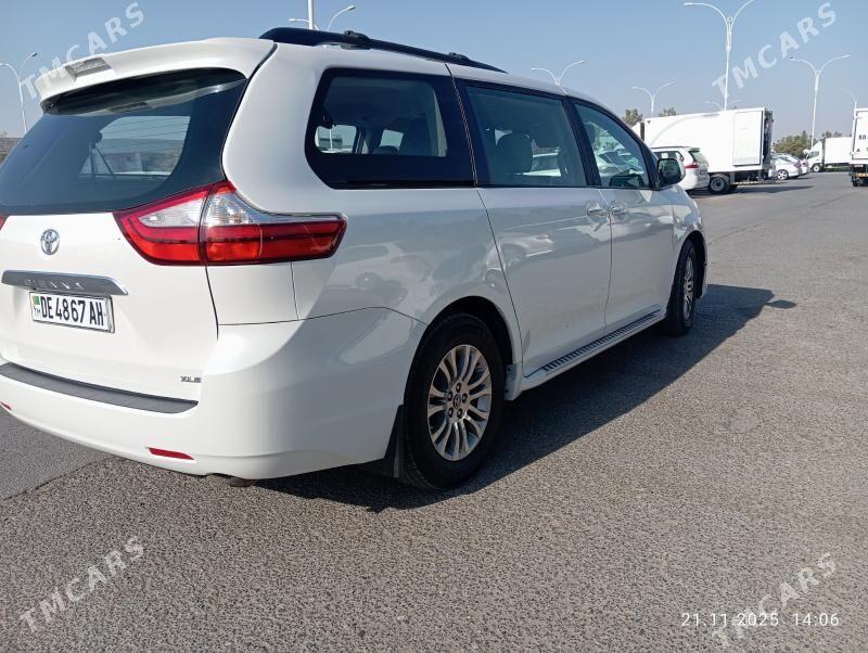 Toyota Sienna 2019 - 440 000 TMT - Ак-Бугдайский этрап - img 4