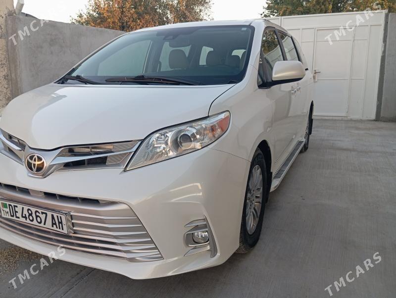 Toyota Sienna 2019 - 440 000 TMT - Ак-Бугдайский этрап - img 2