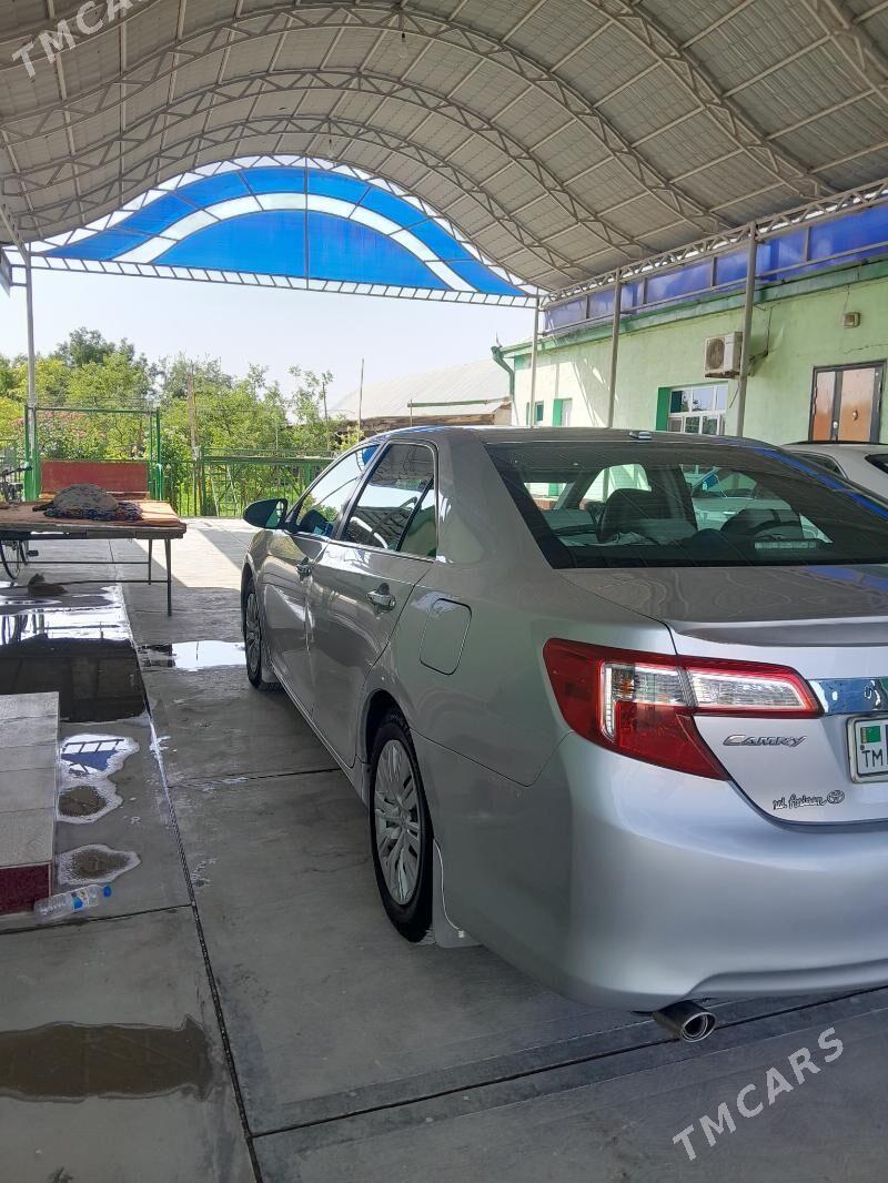 Toyota Camry 2014 - 225 000 TMT - Aşgabat - img 3