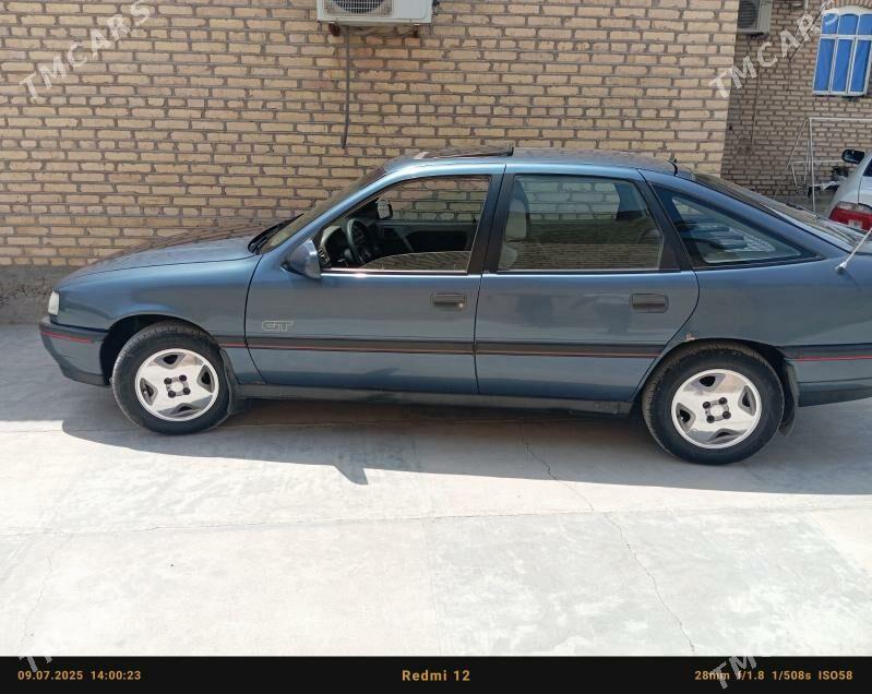 Opel Vectra 1989 - 40 000 TMT - Байрамали - img 10