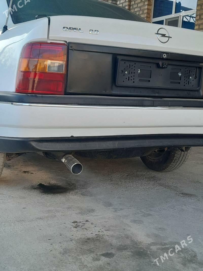 Opel Vectra 1991 - 39 000 TMT - Bäherden - img 3
