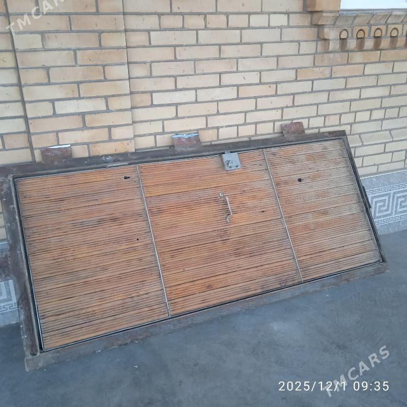 DEMIR   GAPY. - Чарджоу - img 5