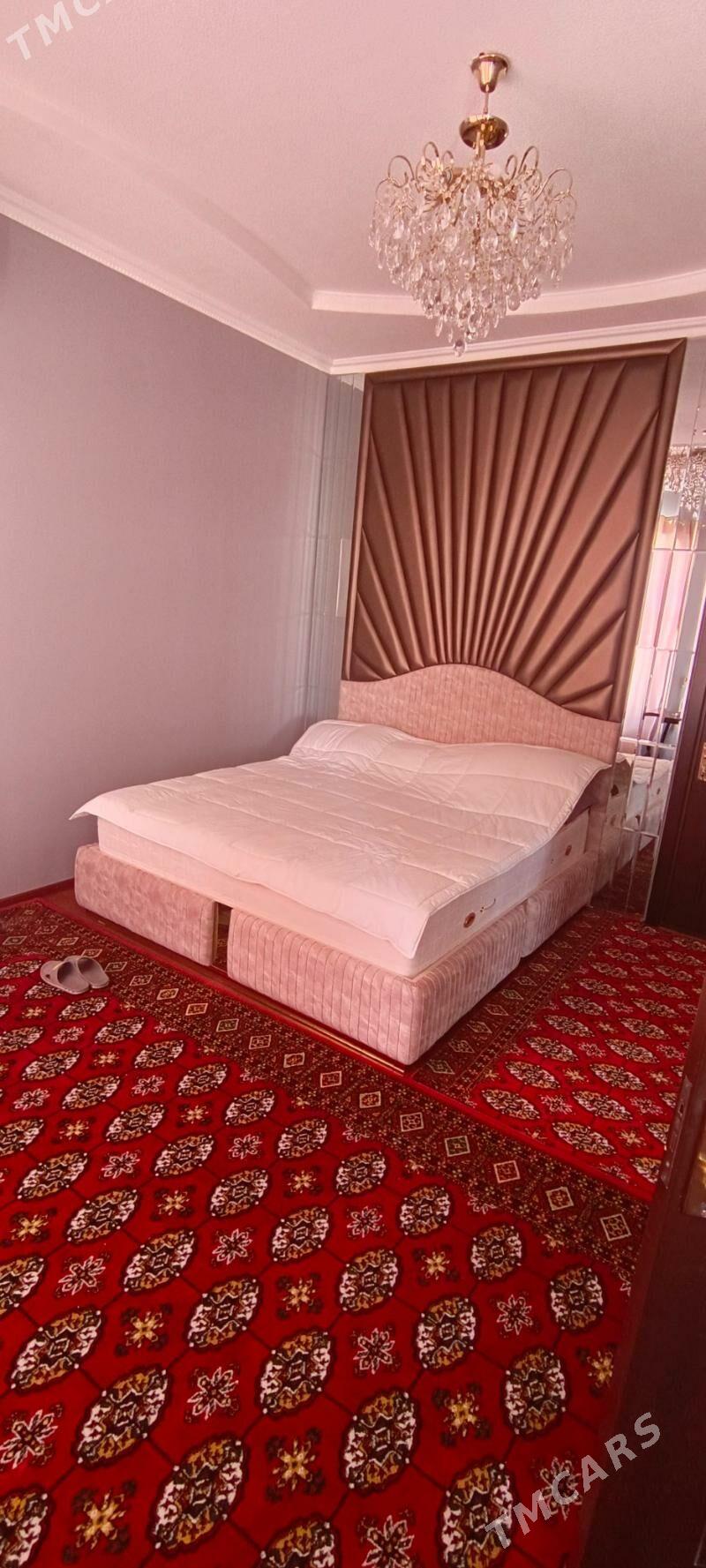 Eyesinden Full Daça - Mary - img 2