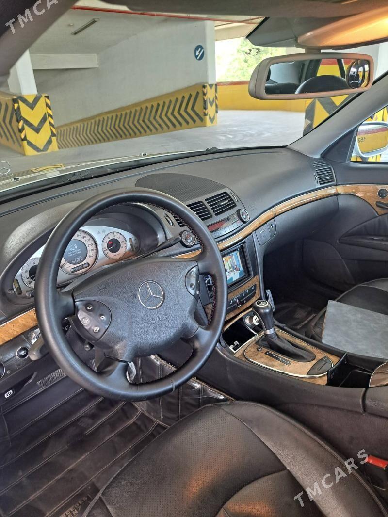 Mercedes-Benz E350 2005 - 150 000 TMT - Чоганлы - img 3