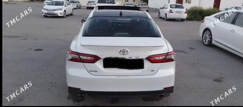 Toyota Camry 2018 - 315 000 TMT - Анев - img 4