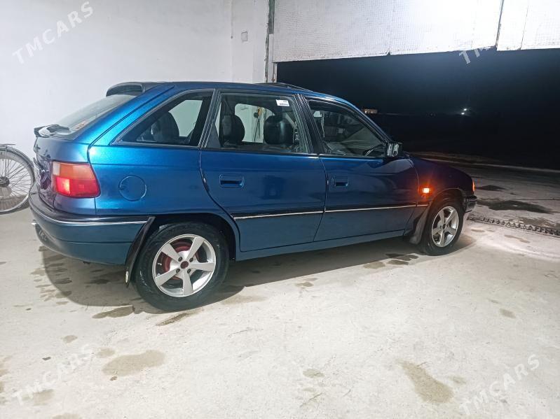 Opel Astra 1992 - 42 000 TMT - Мары - img 3