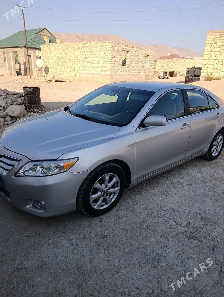 Toyota Camry 2010 - 220 000 TMT - Балканабат - img 4