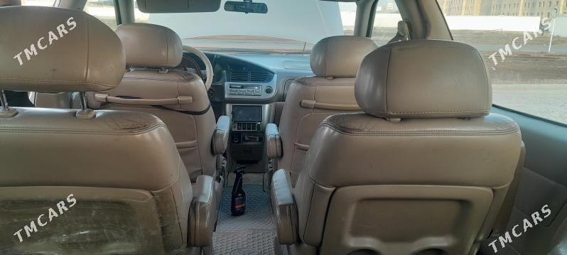 Toyota Sienna 2002 - 180 000 TMT - Дашогуз - img 4