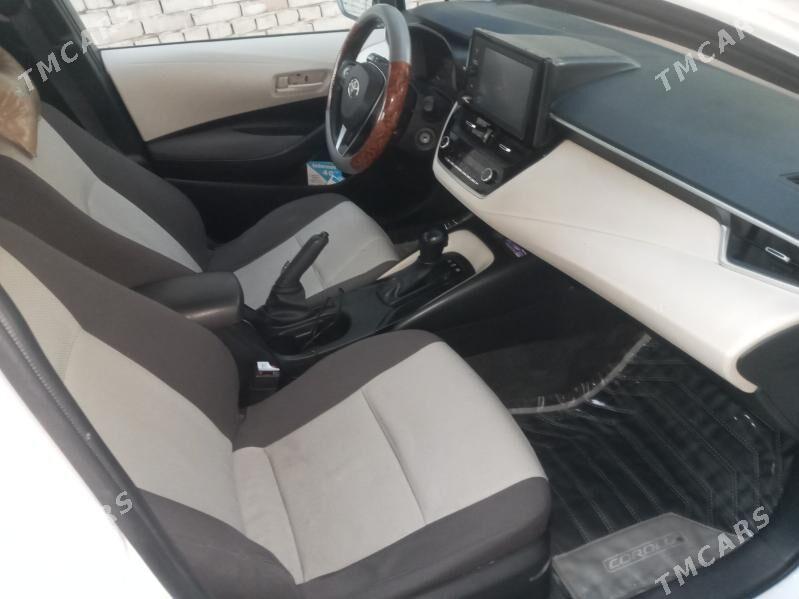 Toyota Corolla 2022 - 240 000 TMT - Бузмеин - img 3