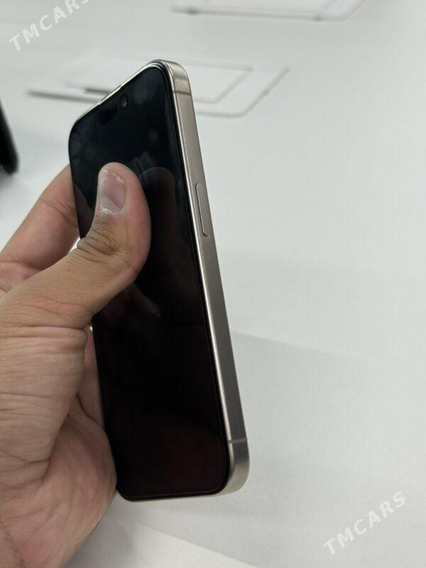 iPhone 15 Pro - Mary - img 3