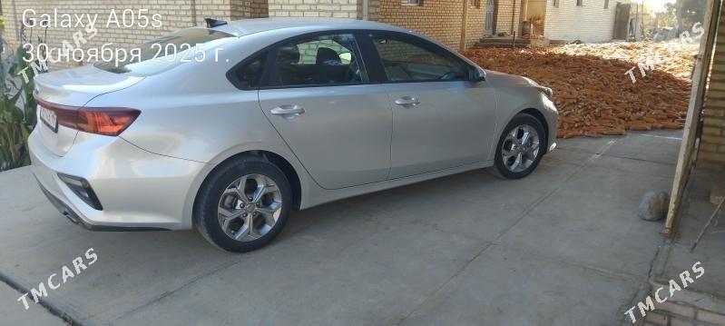 Kia Forte 2020 - 220 000 TMT - Байрамали - img 3