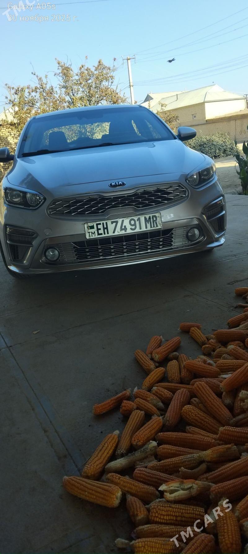 Kia Forte 2020 - 220 000 TMT - Байрамали - img 4