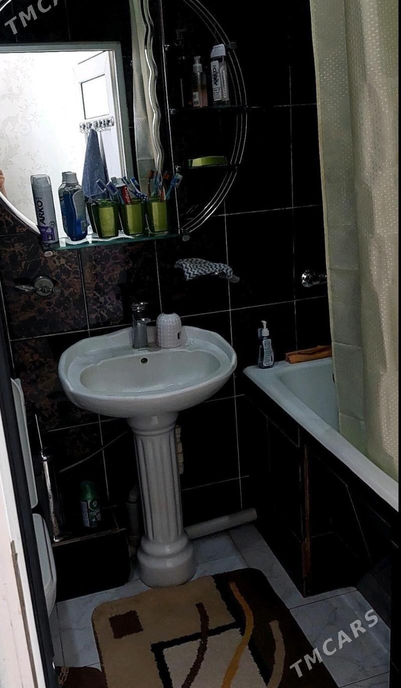 (2742)-YEREWANSKIÝ 2-KOMNAT 4-ETAJ GOUDANKA RAHMAN - Aşgabat - img 9