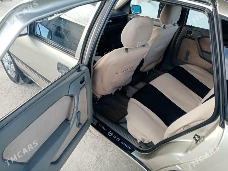 Opel Vectra 1996 - 58 000 TMT - Balkanabat - img 6