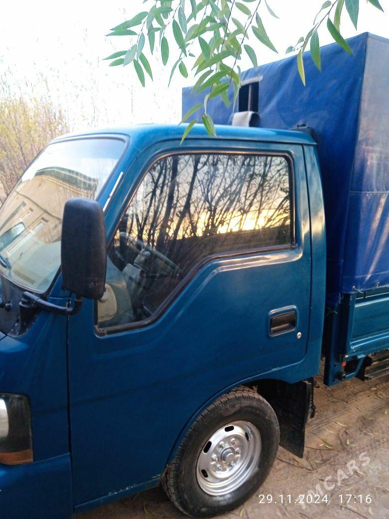 Kia Bongo 2003 - 120 000 TMT - Кёнеургенч - img 3