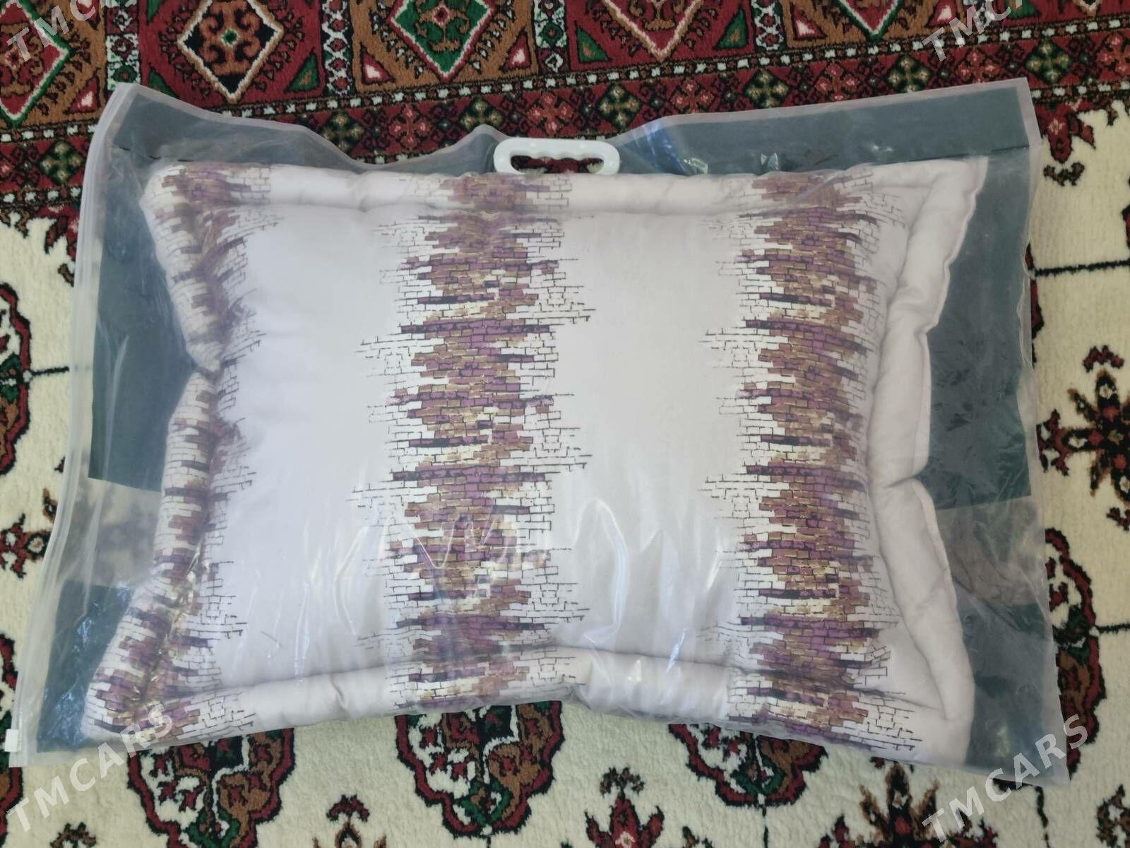 ПОДУШКА С ШЁЛКОВЫМ YASSYK - Мир 2 - img 2