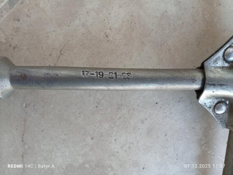 Balon açar Балон ключ 50 TMT - ул. Подвойского (Битарап Туркменистан шаёлы) - img 4