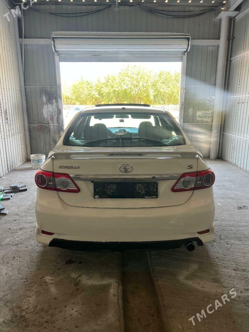 Toyota Corolla 2013 - 220 000 TMT - Ашхабад - img 4