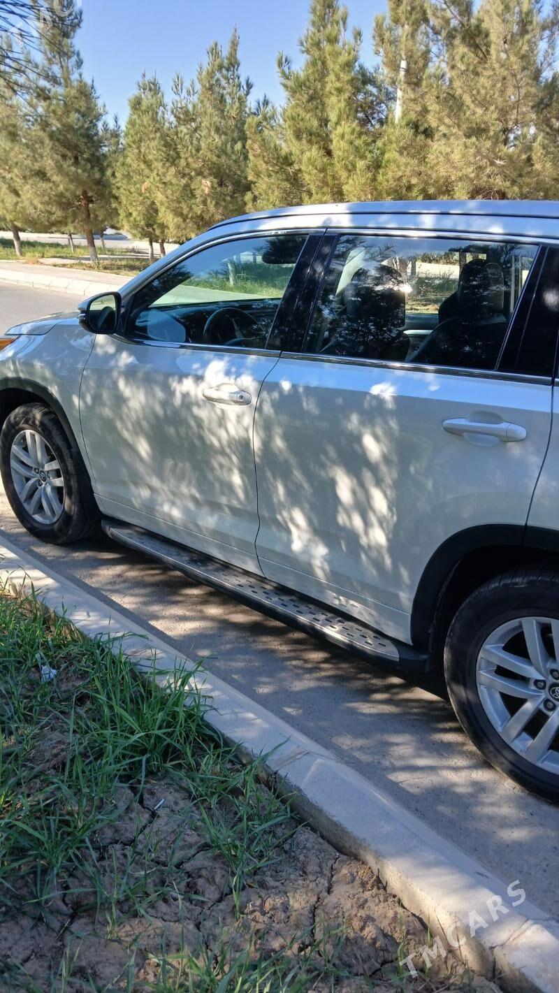 Toyota Highlander 2016 - 400 000 TMT - Туркменабат - img 6