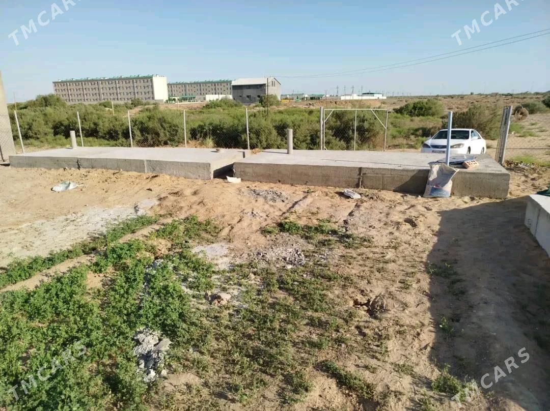 Şatlykda 9 sotk boş mellek yer - Шатлык - img 4