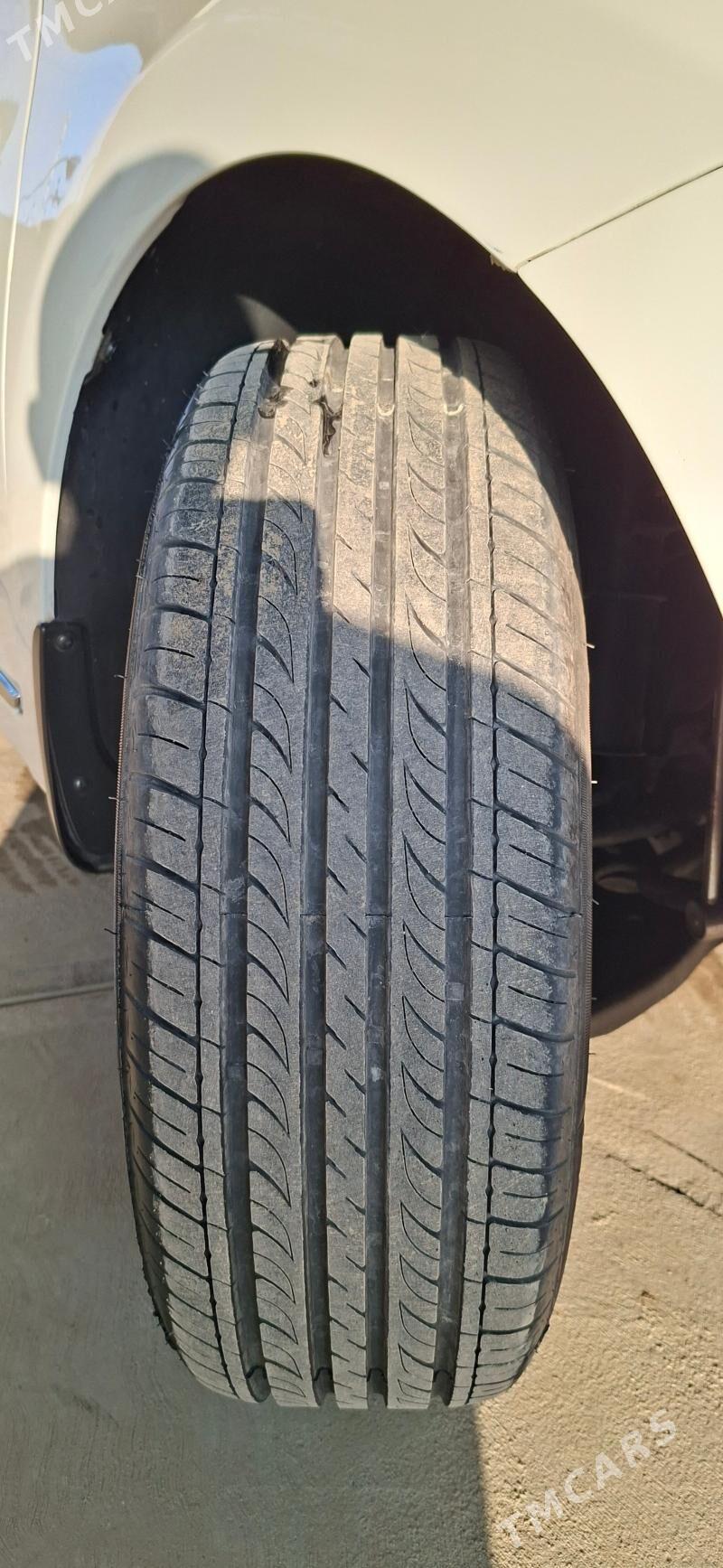 Hyundai Elantra 2014 - 196 000 TMT - Бахарден - img 4