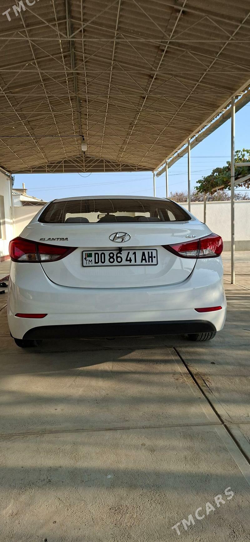 Hyundai Elantra 2014 - 196 000 TMT - Бахарден - img 9