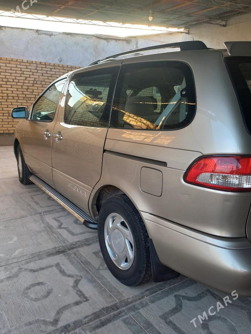 Toyota Sienna 2002 - 220 000 TMT - Sakar - img 8