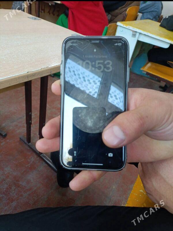 ıphone 11 - Дянев - img 4