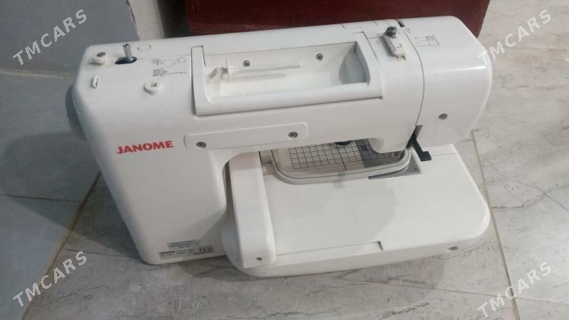 JANOME 200 E - Mary - img 2