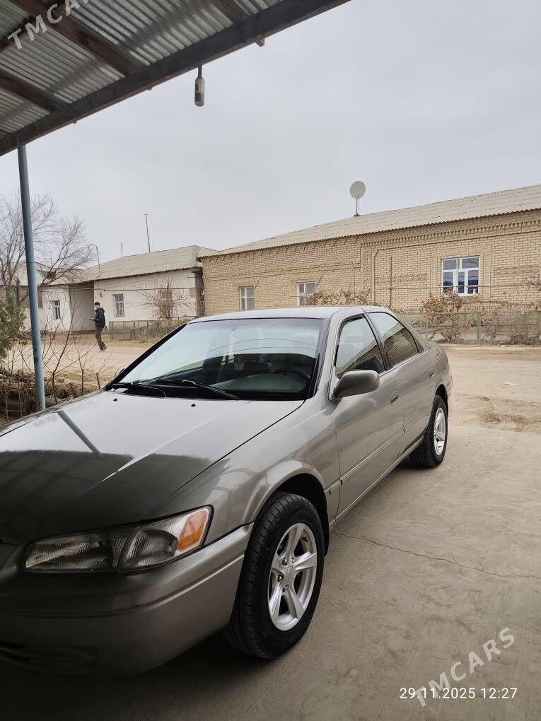 Toyota Camry 1998 - 117 000 TMT - Boldumsaz - img 5