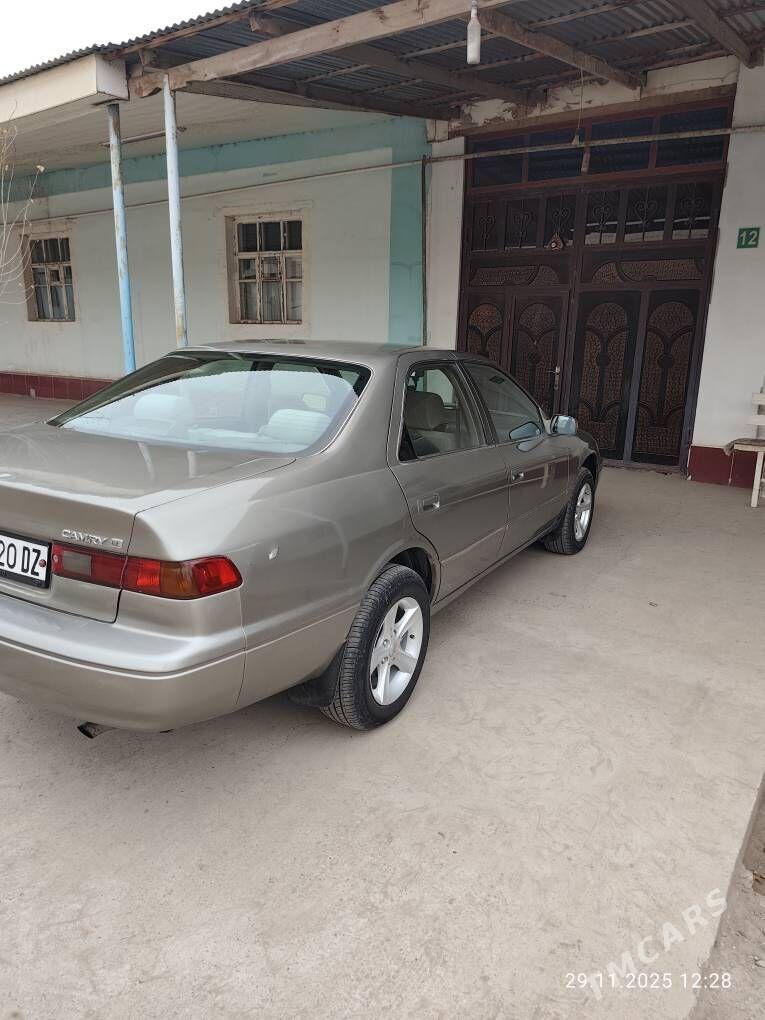 Toyota Camry 1998 - 117 000 TMT - Boldumsaz - img 2