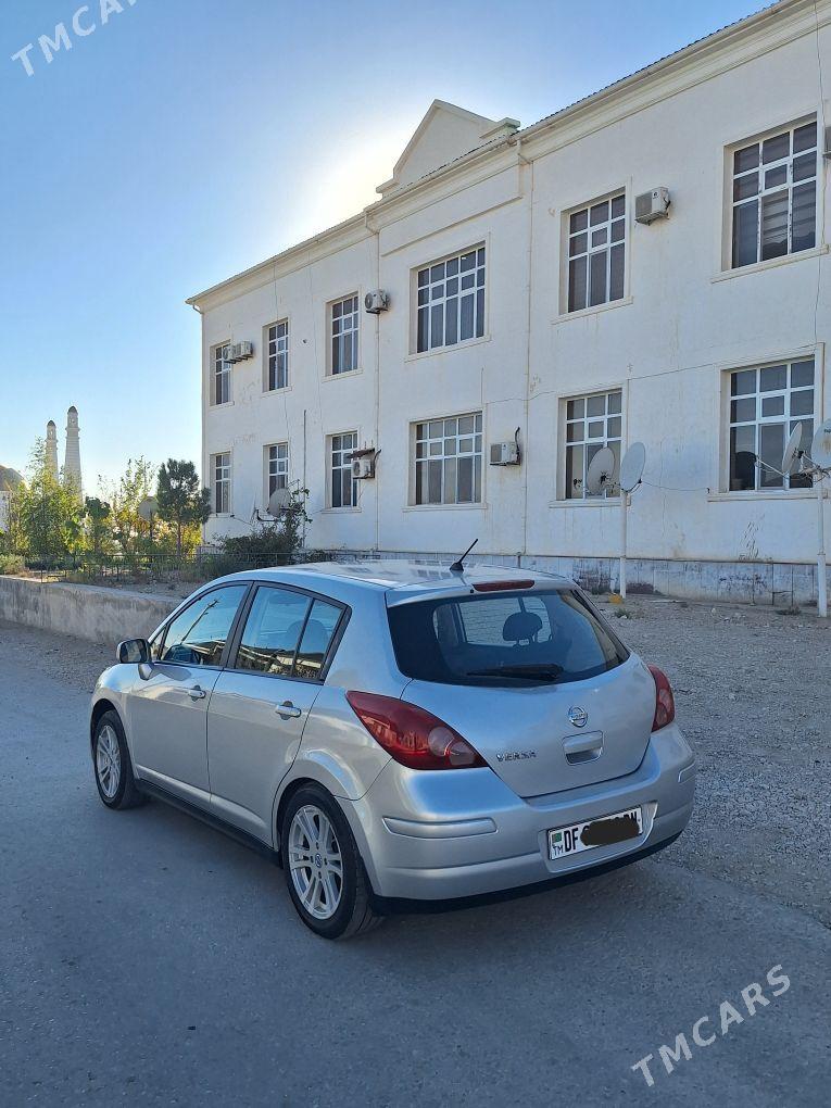 Nissan Versa 2010 - 120 000 TMT - Balkanabat - img 3