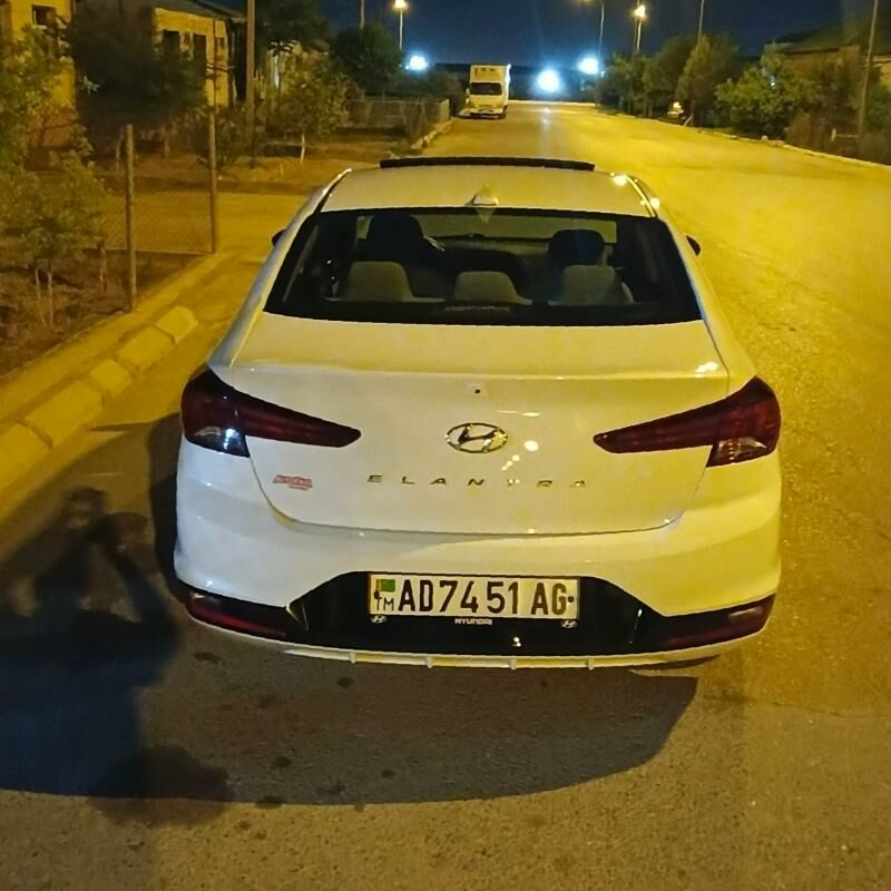 Hyundai Elantra 2020 - 240 000 TMT - Aşgabat - img 5