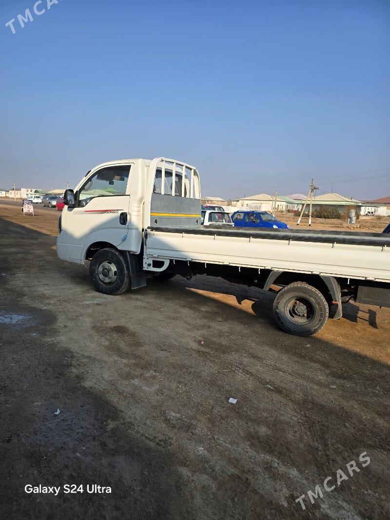 Kia Bongo 2021 - 280 000 TMT - Дашогуз - img 4